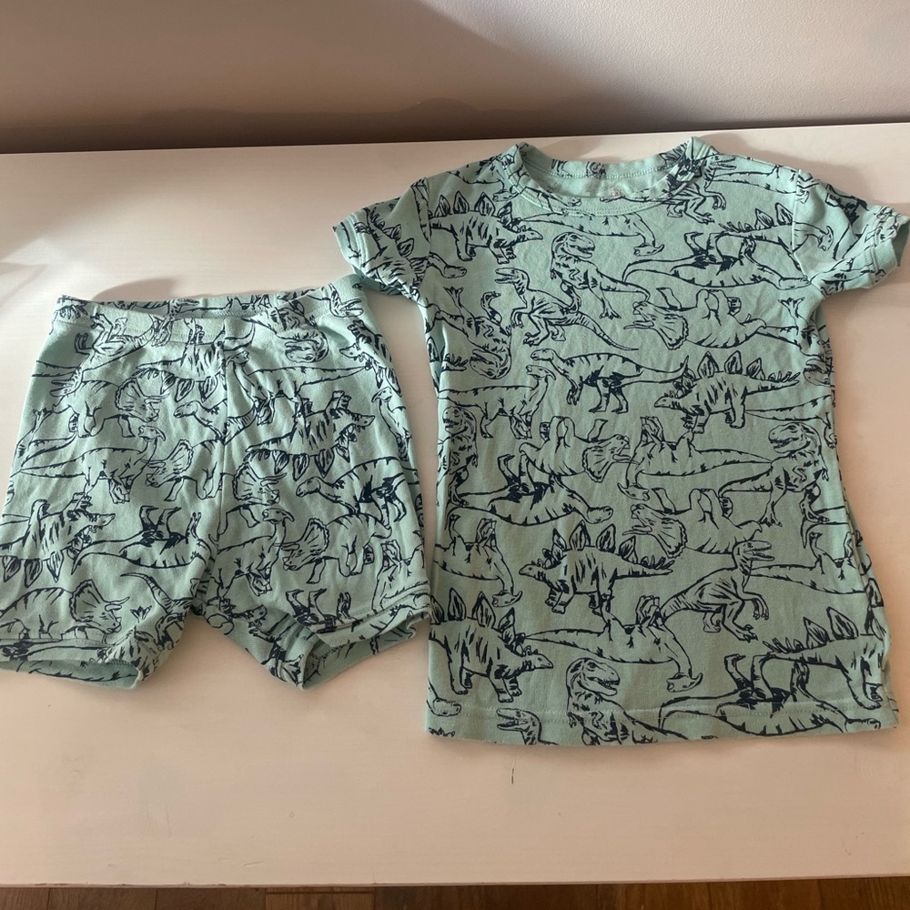Gap Dinosaur Pajama set 5T